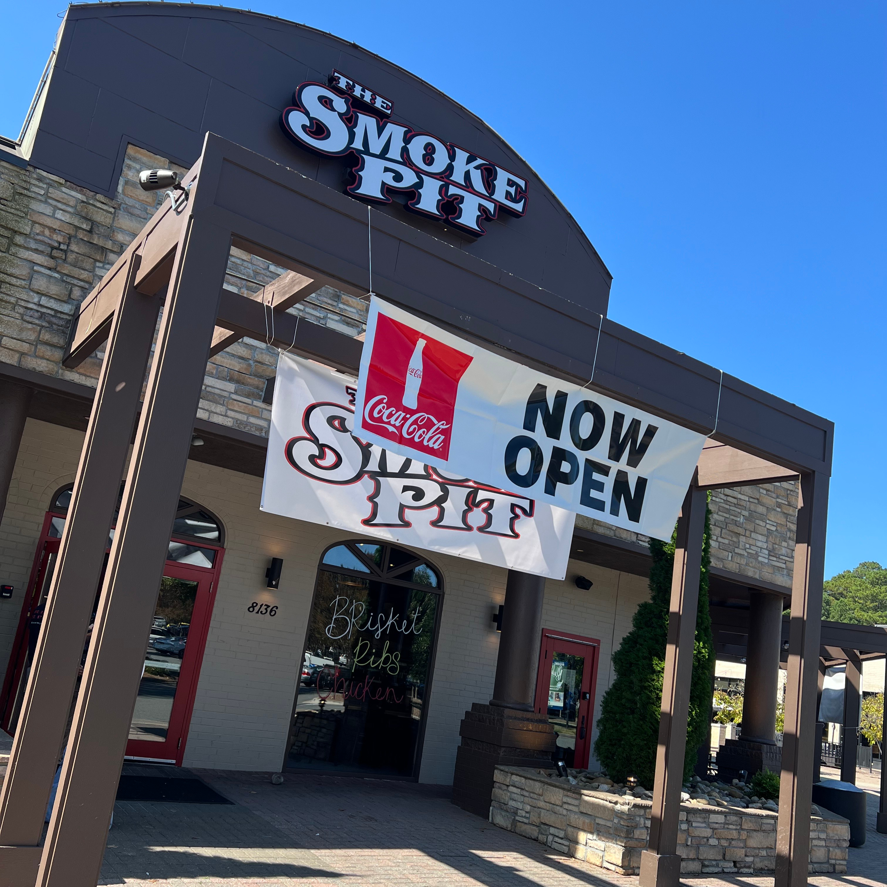 The_Smoke_Pit_Storefront_2.jpeg