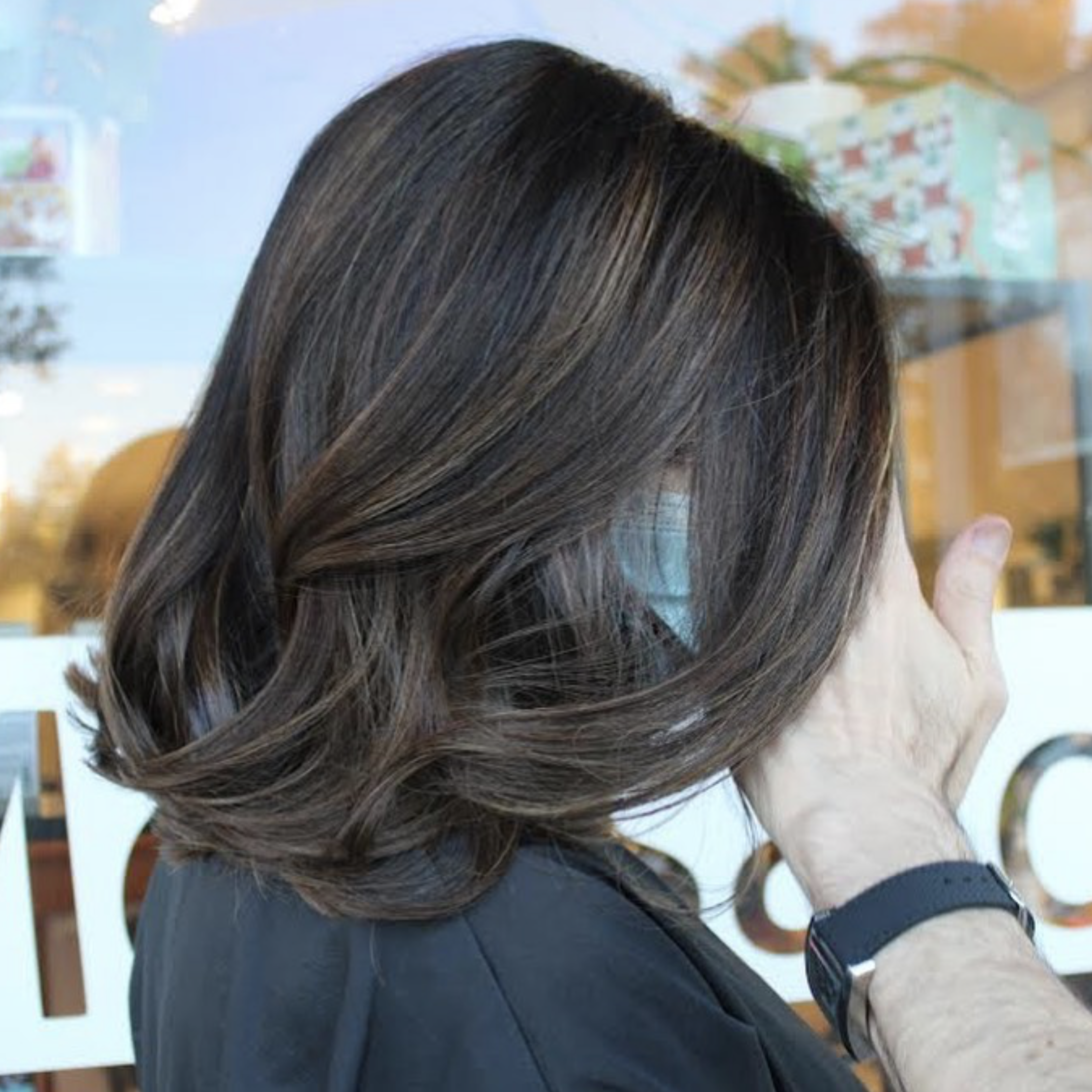 MO2 salon.png